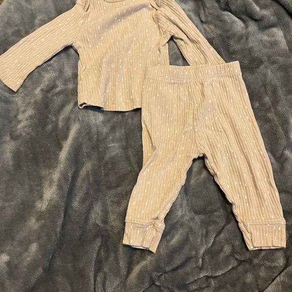 13-Piece Baby Girl Clothing Bundle size 3-6 months - Picture 6 of 16